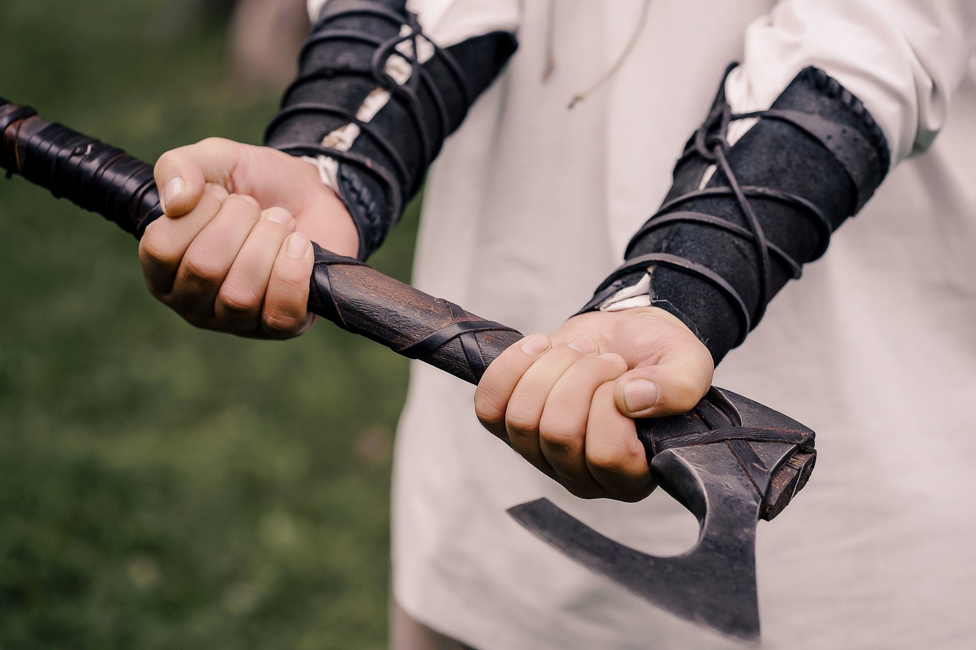 Viking leather bracers - SokolArmory