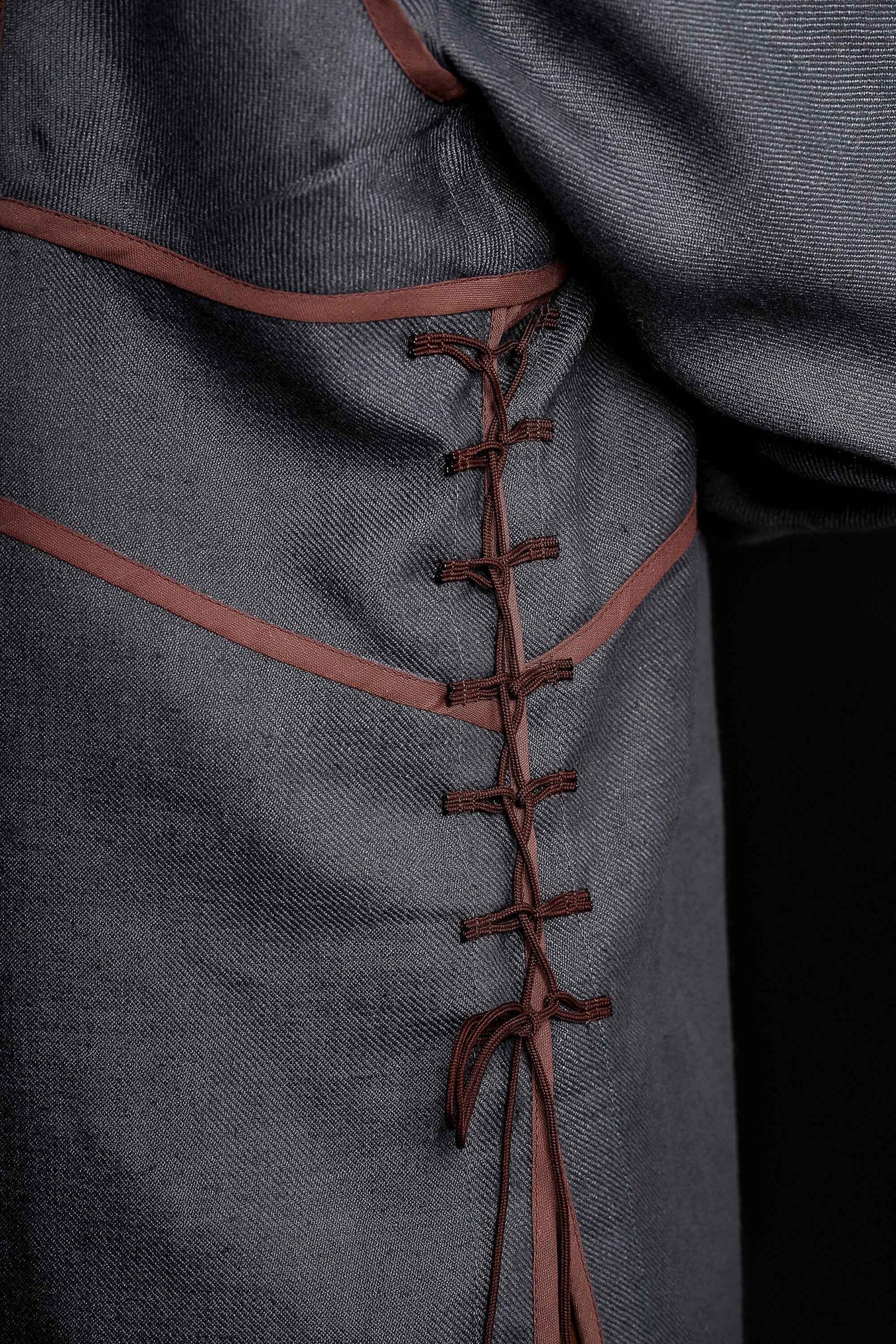 Medieval linen tunic - SokolArmory
