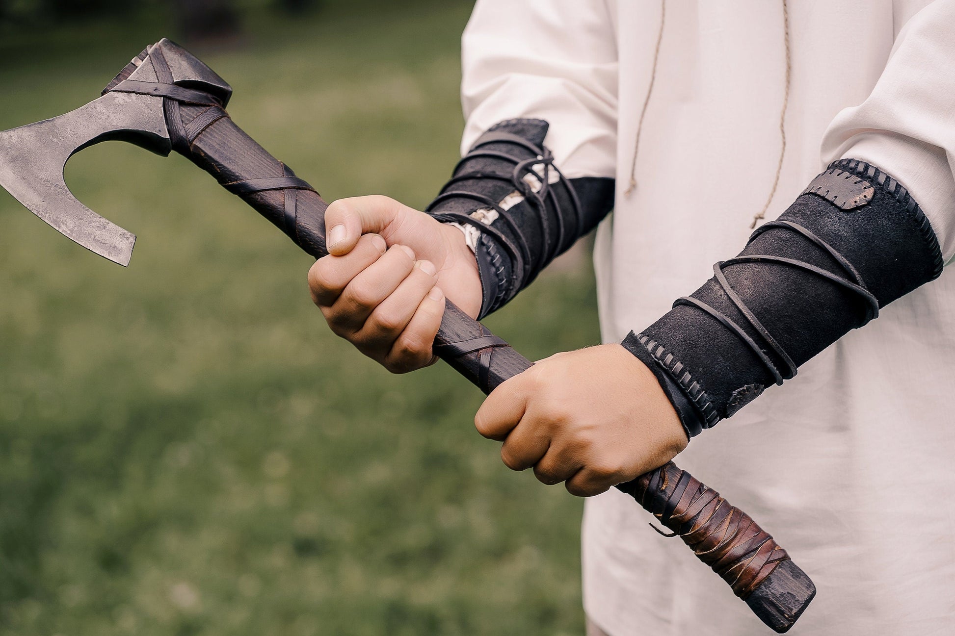 Viking leather bracers - SokolArmory
