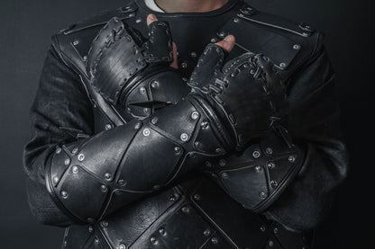Medieval leather bracers with hand protection - SokolArmory