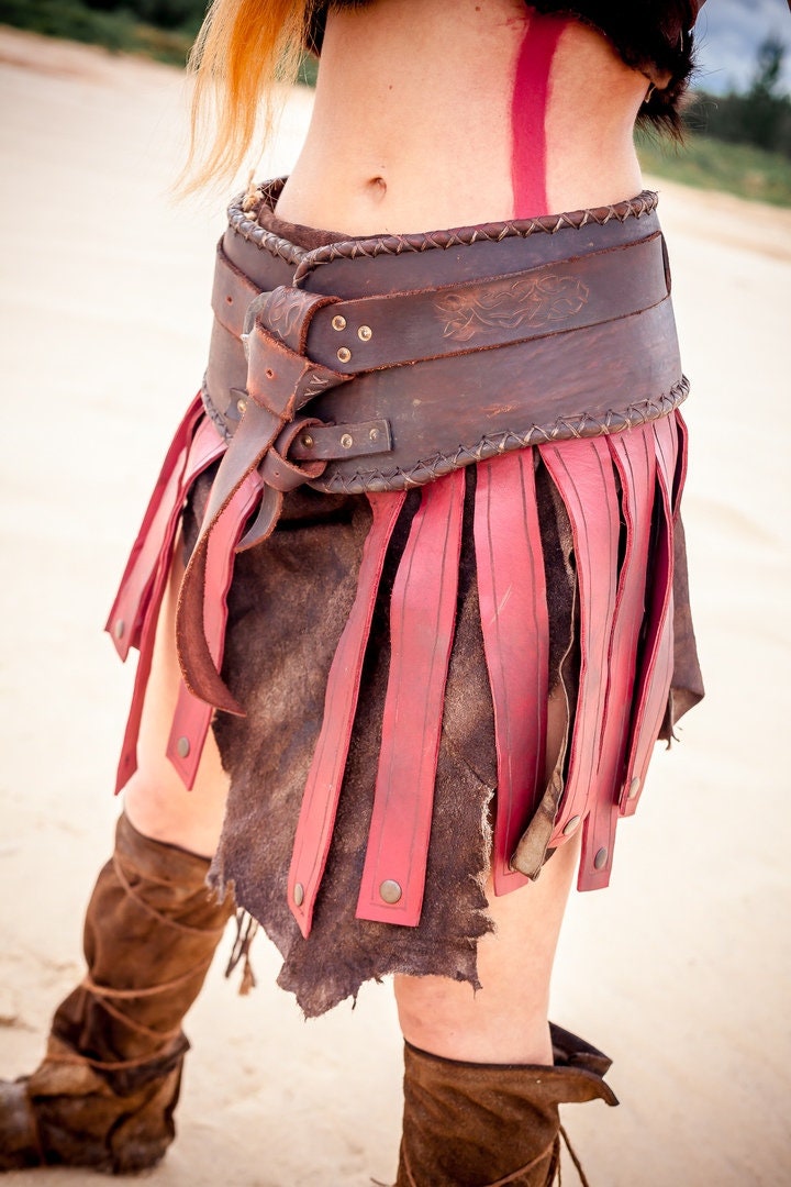 Woman Kratos armor (God of War) - SokolArmory