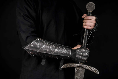 Medieval leather bracers with hand protection - SokolArmory