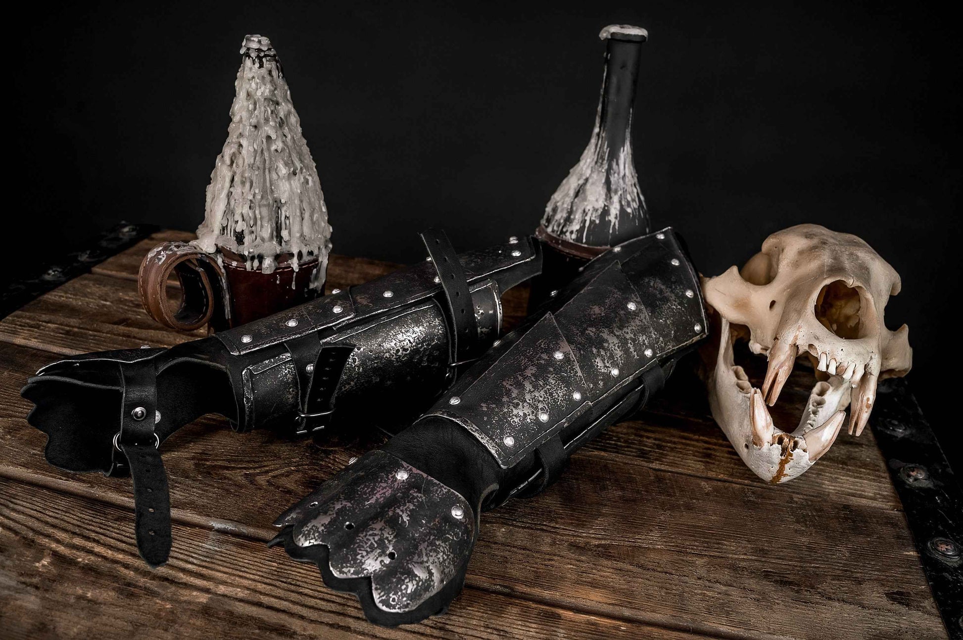 Medieval leather bracers with hand protection - SokolArmory