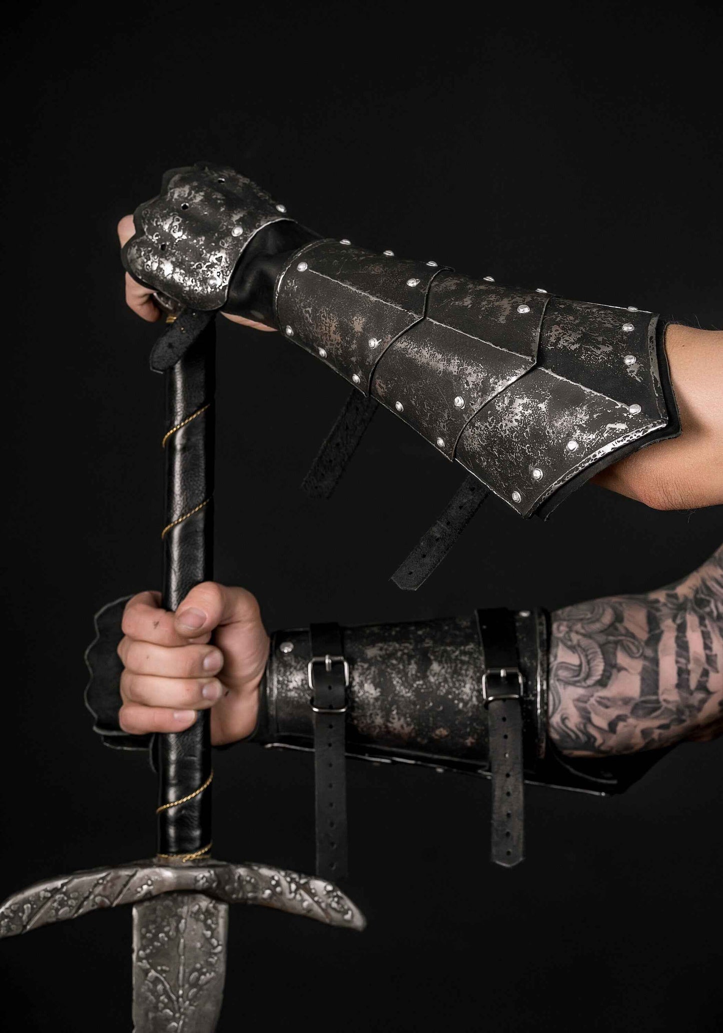Medieval leather bracers with hand protection - SokolArmory