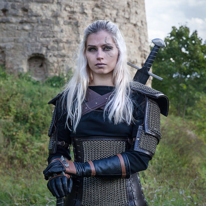 Kaer Mohen armor (Witcher women version) - SokolArmory