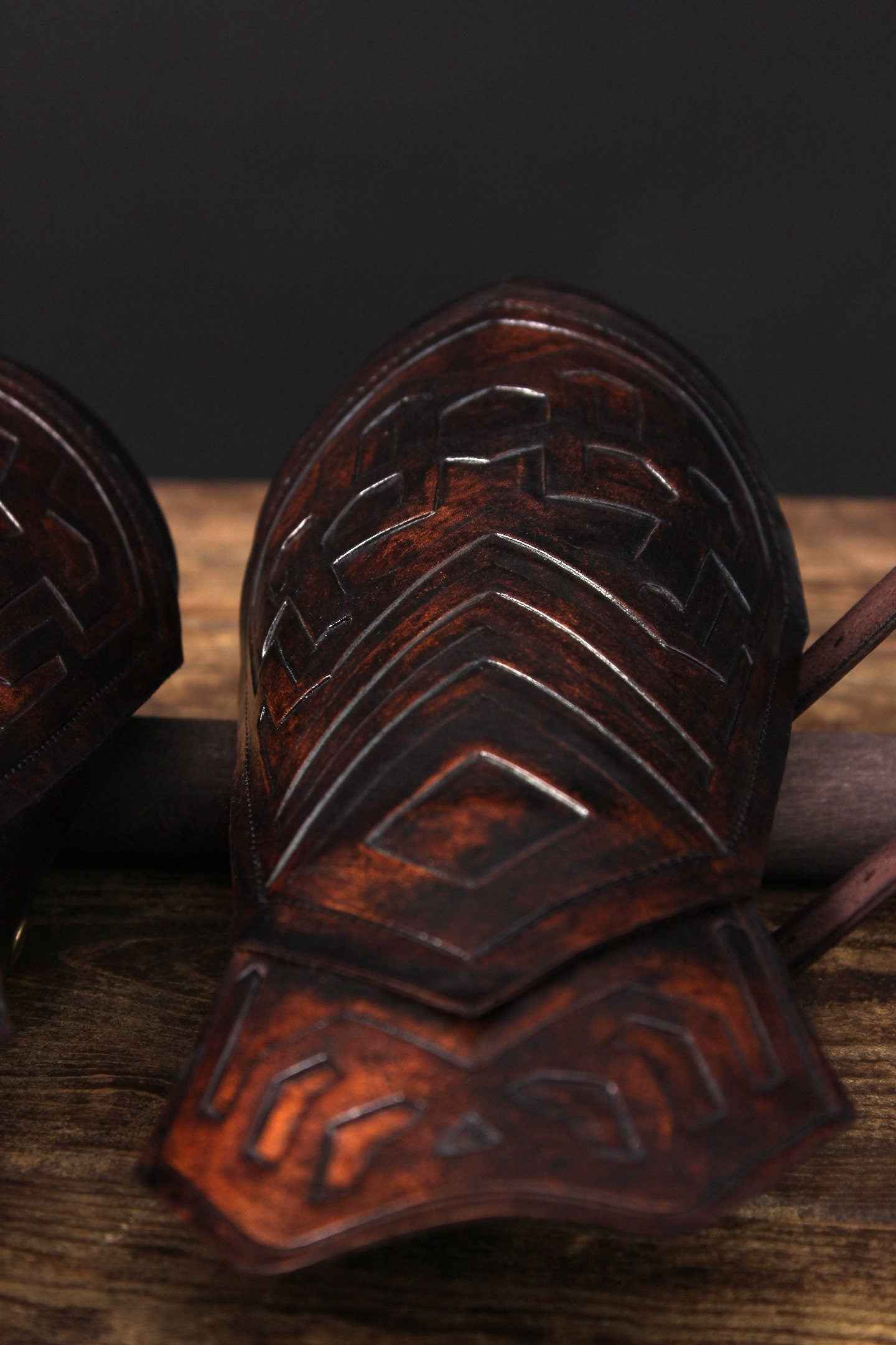 Thorin's leather bracers (Lord of the Rings) - SokolArmory