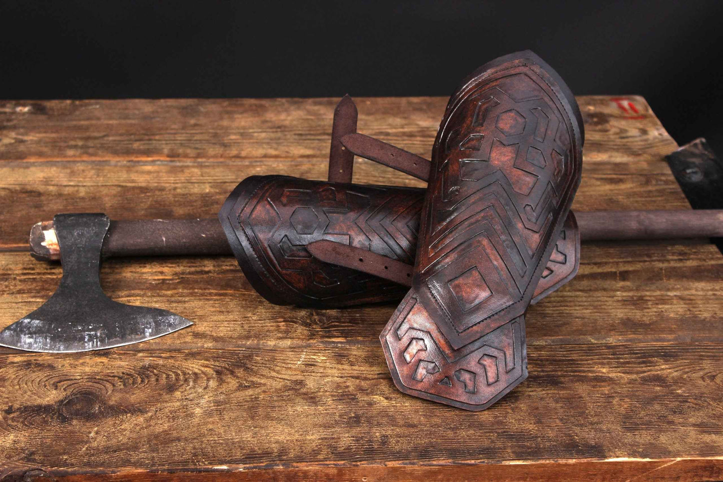 Thorin's leather bracers (Lord of the Rings) - SokolArmory