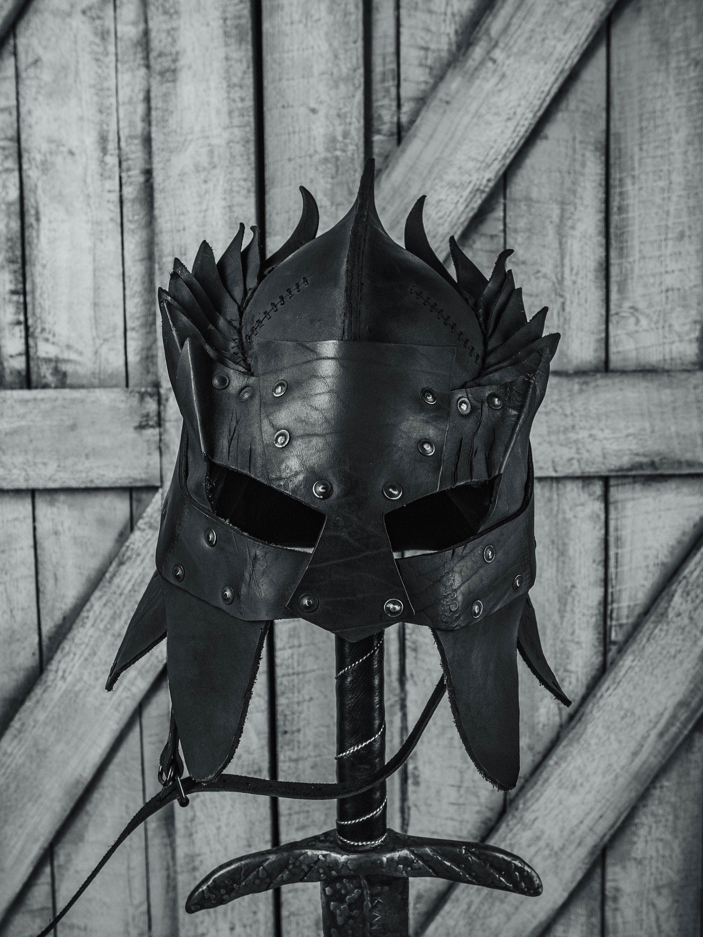 Viking battle helmet (Head Hunter) - SokolArmory