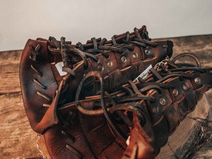 Medieval leather bracers for Larp - SokolArmory