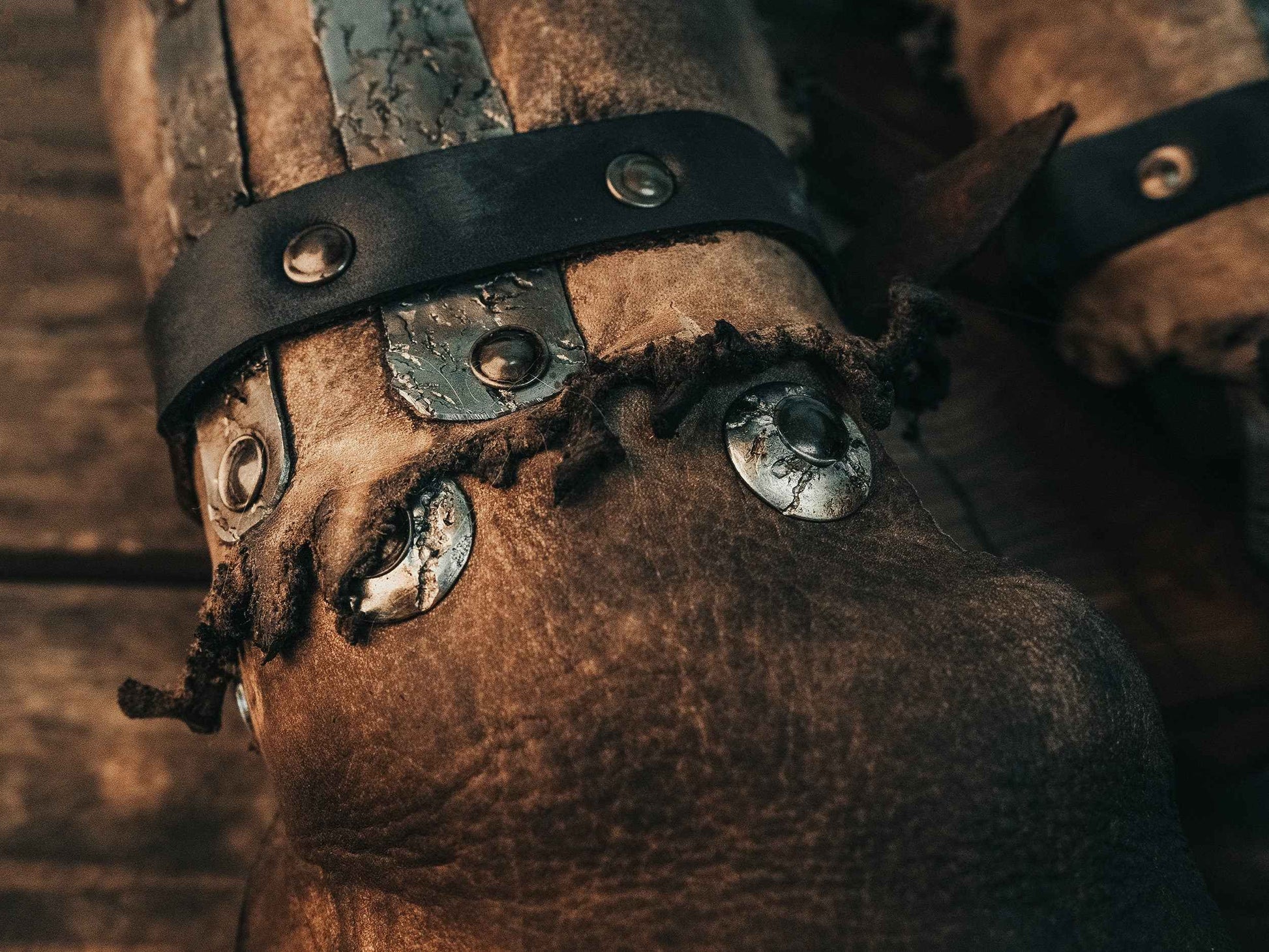 Medieval celtic bracers - SokolArmory