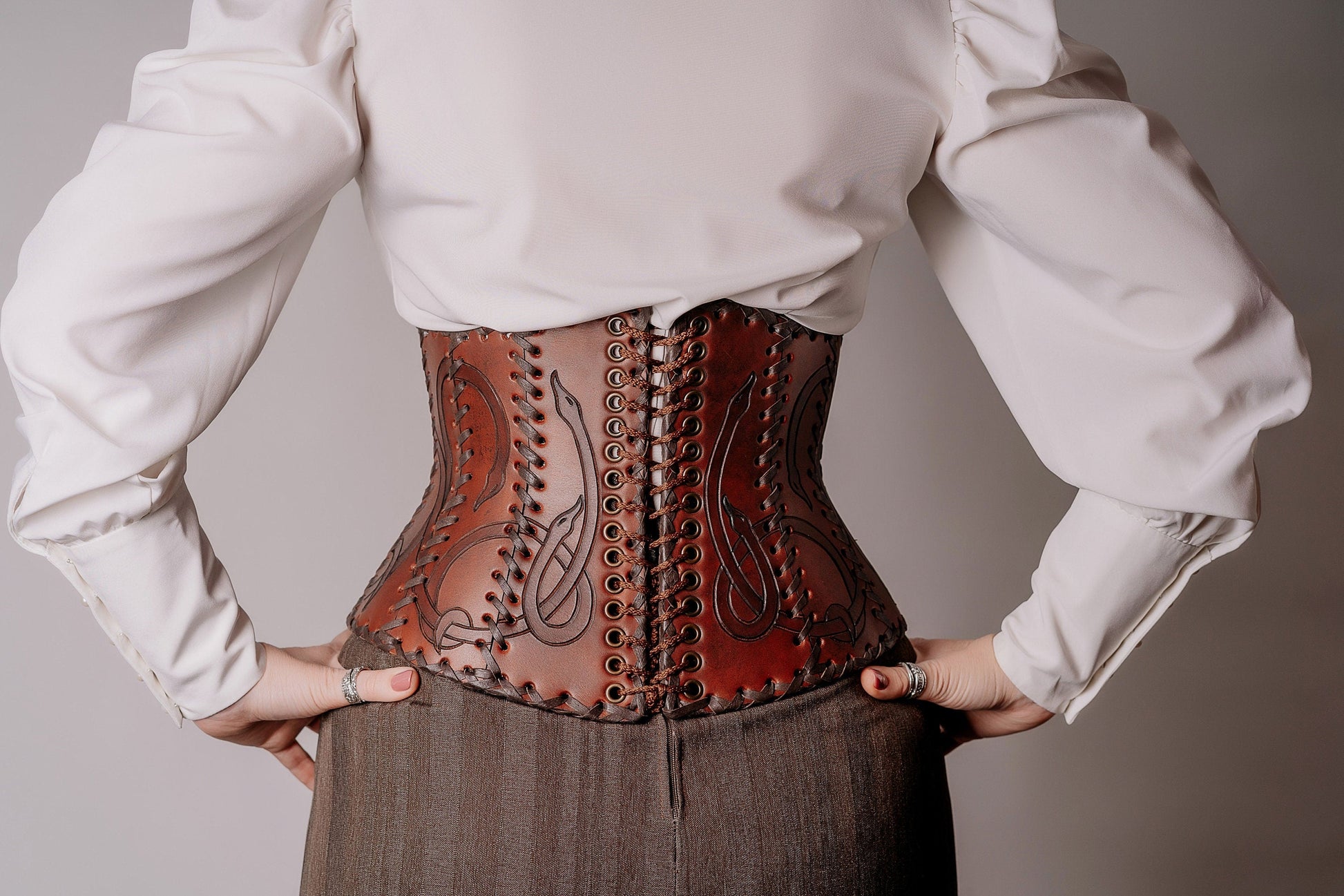 Leather corset belt “Lizaveta” - SokolArmory