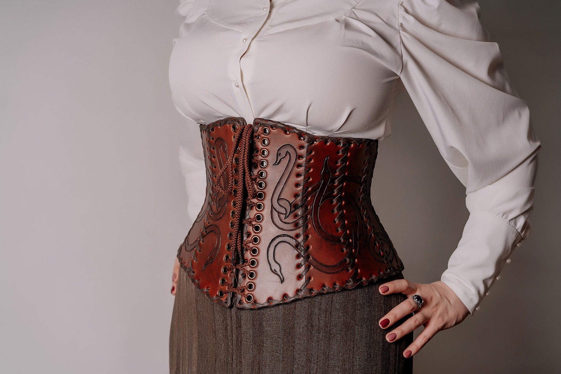 Leather corset belt “Lizaveta” - SokolArmory