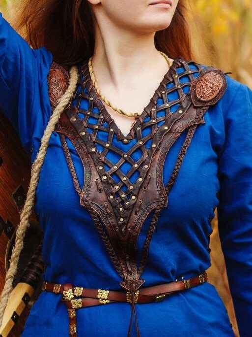 Lagertha leather breastplate (Vikings) - SokolArmory
