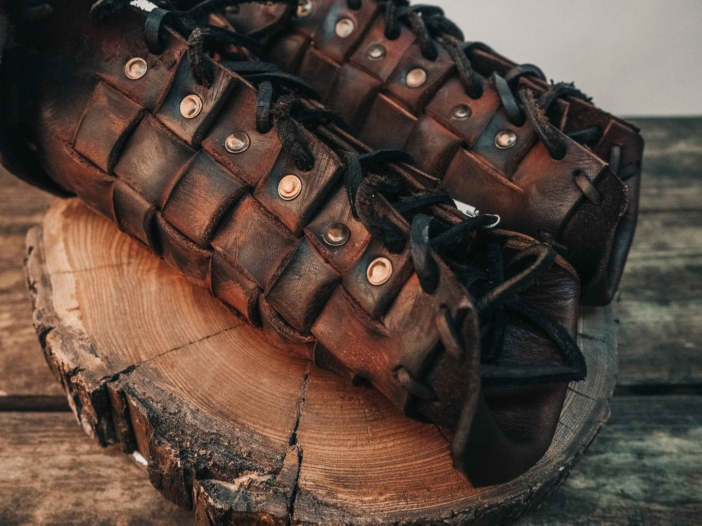 Medieval leather bracers for Larp - SokolArmory