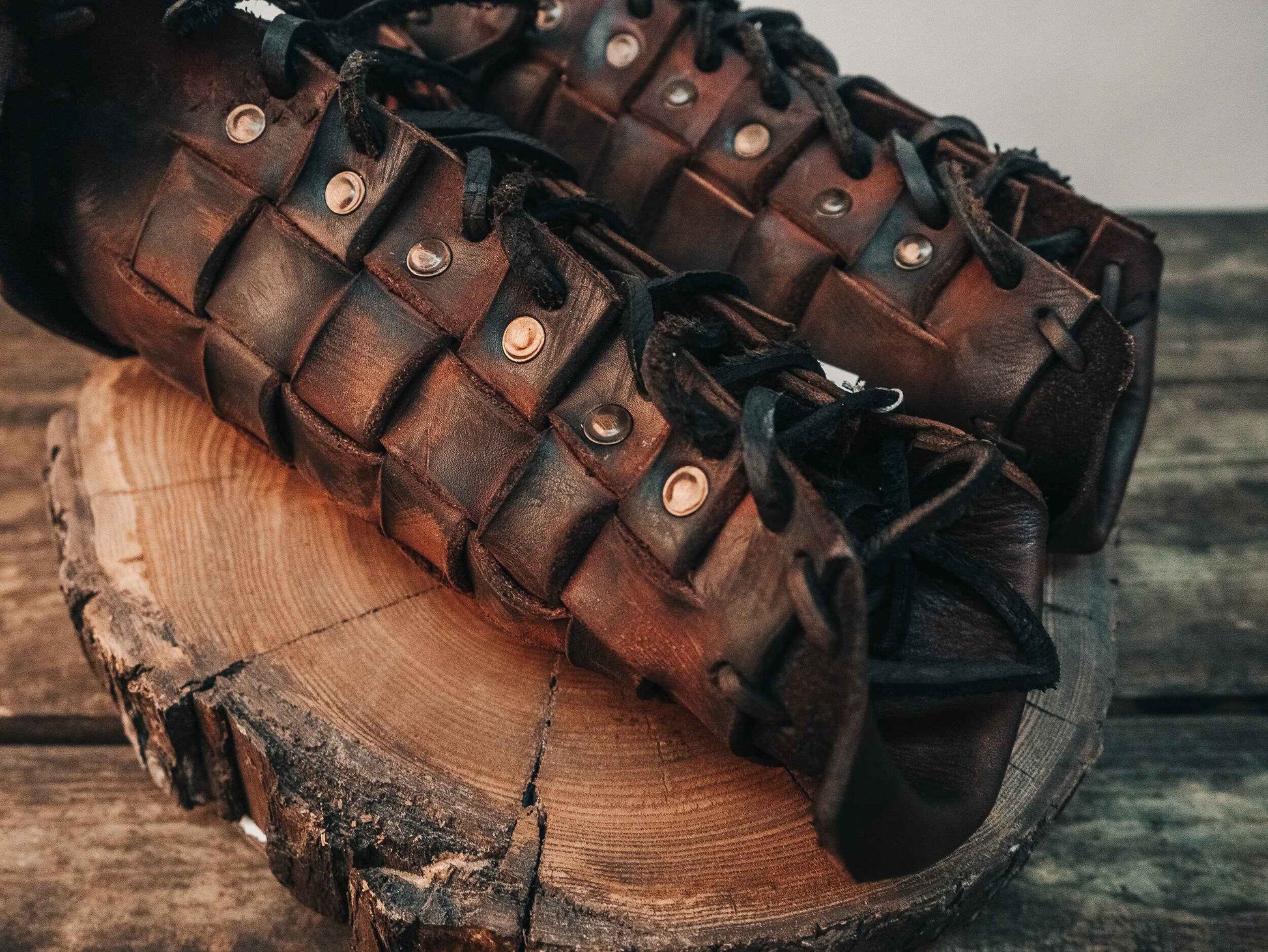 Medieval leather bracers for Larp - SokolArmory