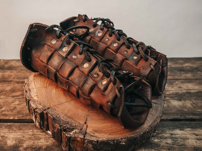 Medieval leather bracers for Larp - SokolArmory