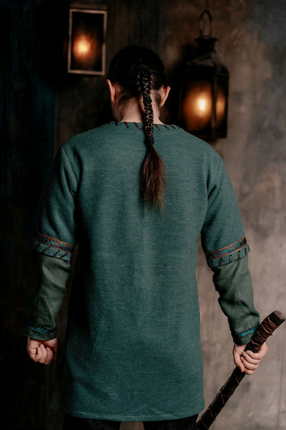 Ubbe tunic (Vikings) - SokolArmory