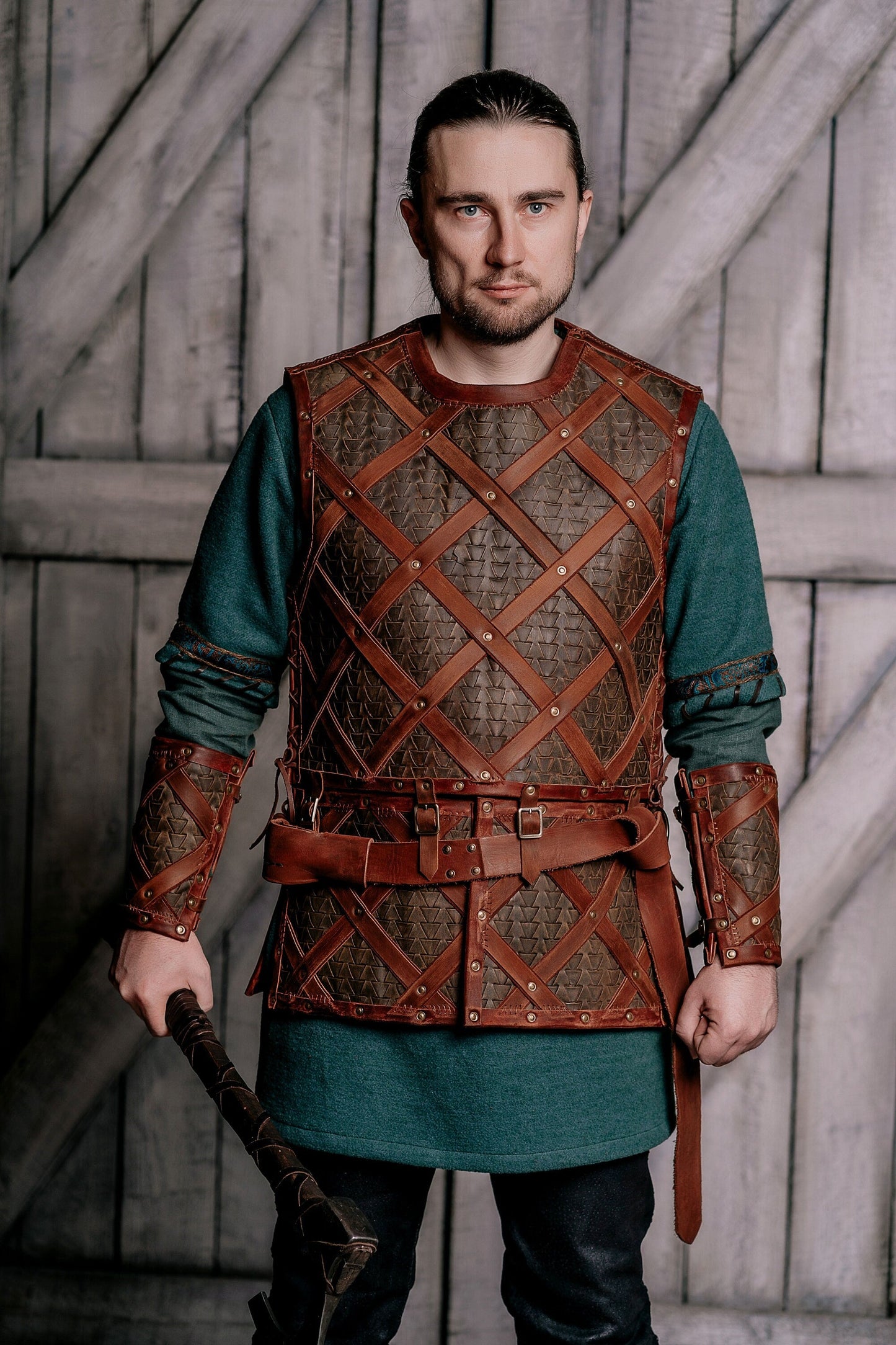 Ubbe tunic (Vikings) - SokolArmory