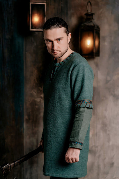 Ubbe tunic (Vikings) - SokolArmory