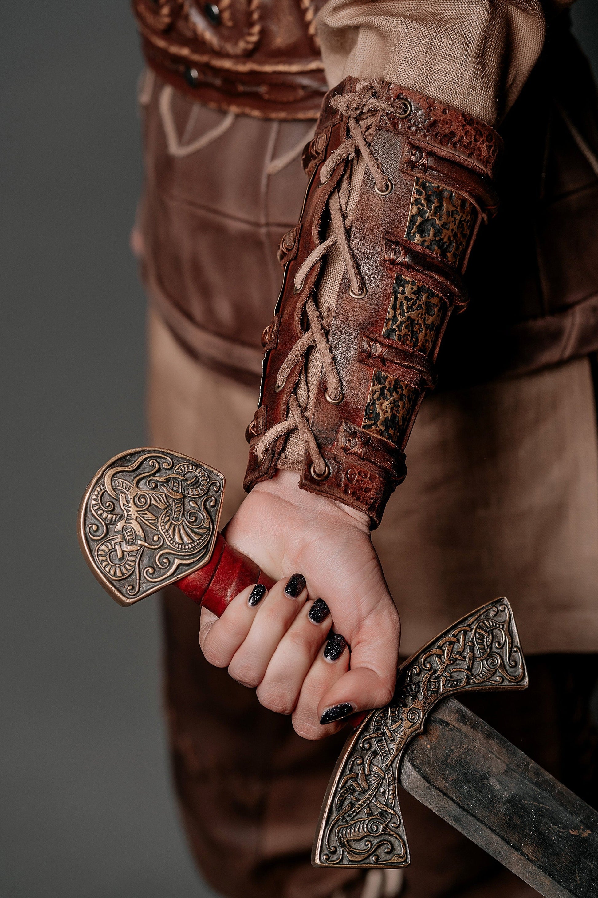 Porunn medieval leather bracers (Vikings) - SokolArmory