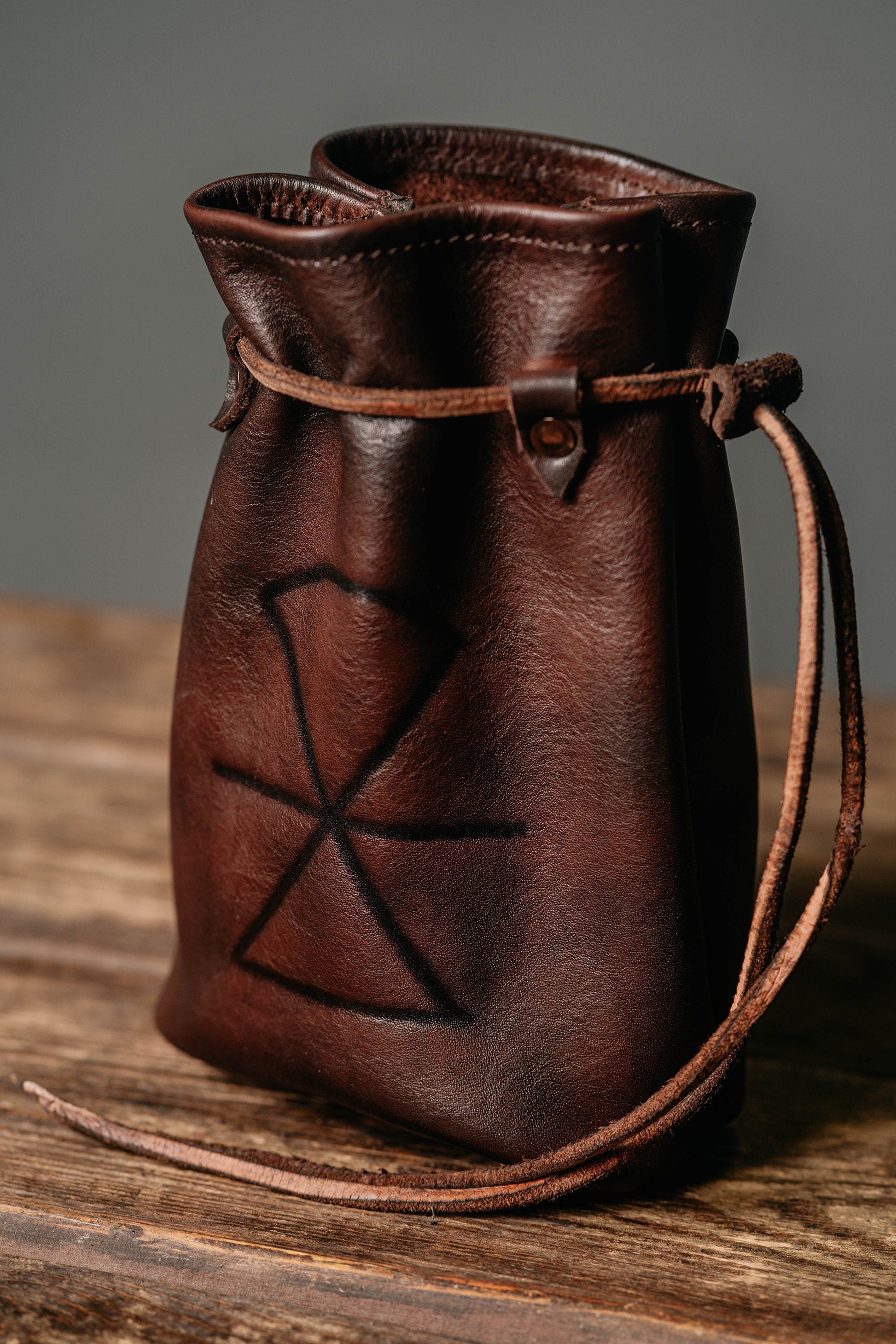 Viking leather belt bag - SokolArmory