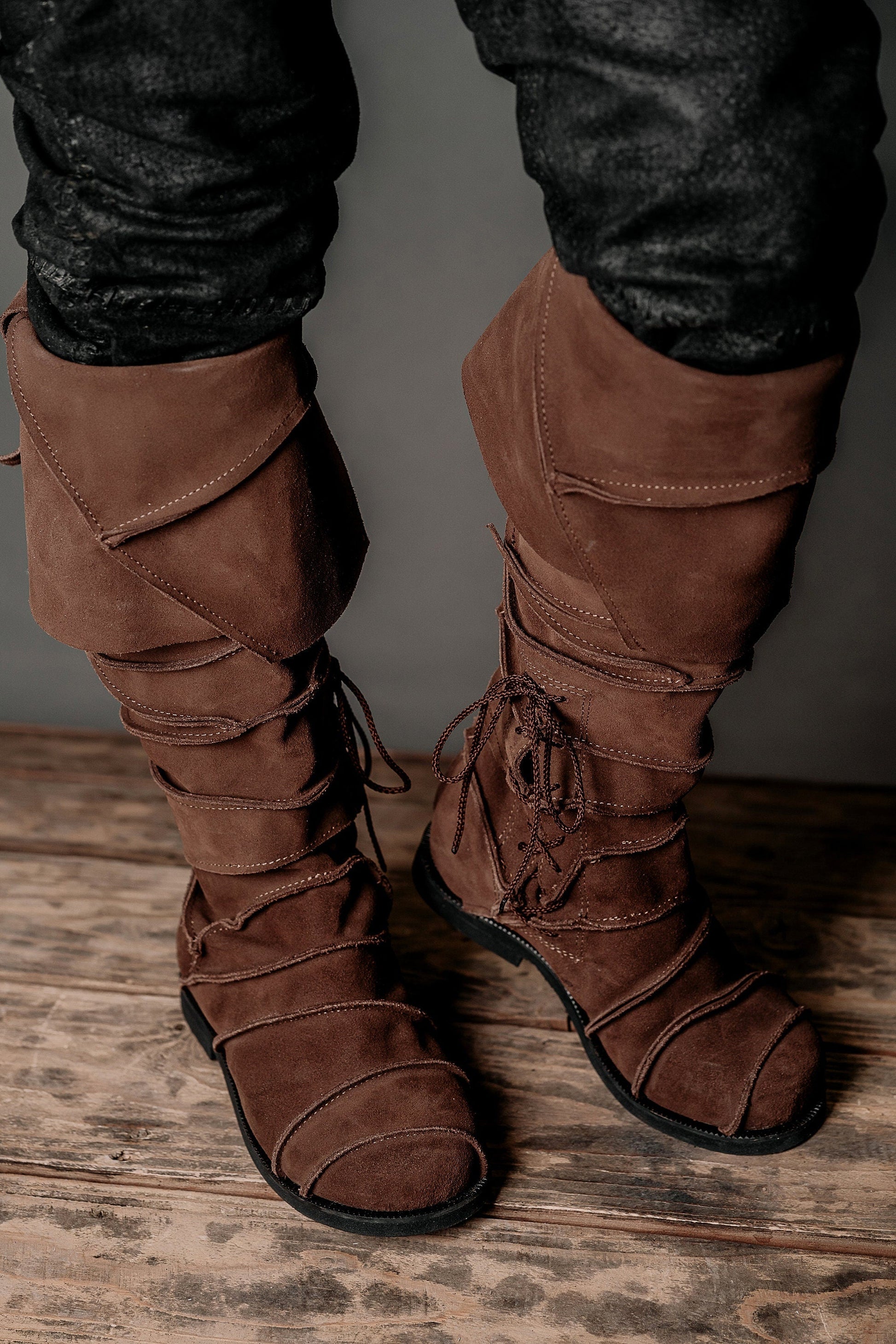 Medieval leather knee-high boots - SokolArmory