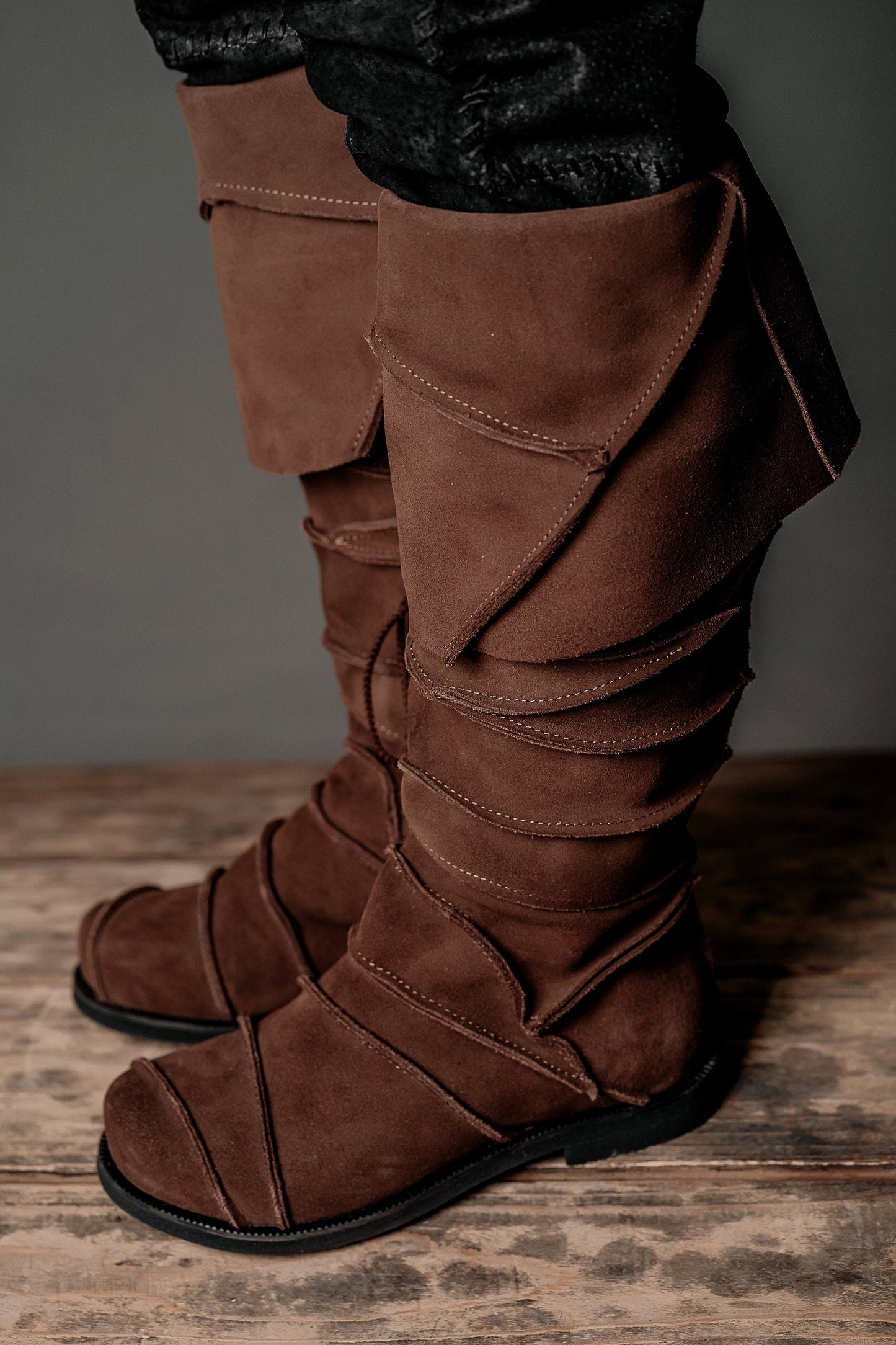 Medieval leather knee-high boots - SokolArmory