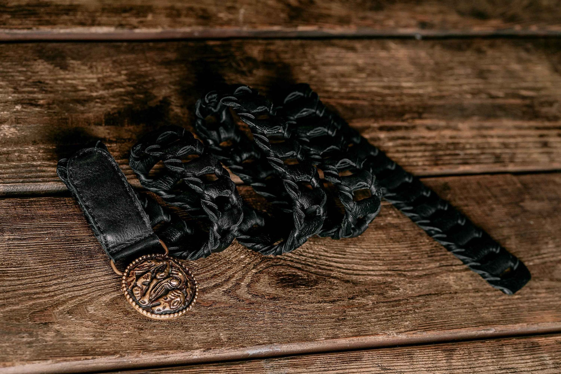 Khal Drogo medallion buckle belt - SokolArmory