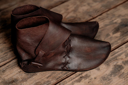 Medieval leather boots with soft sole - SokolArmory