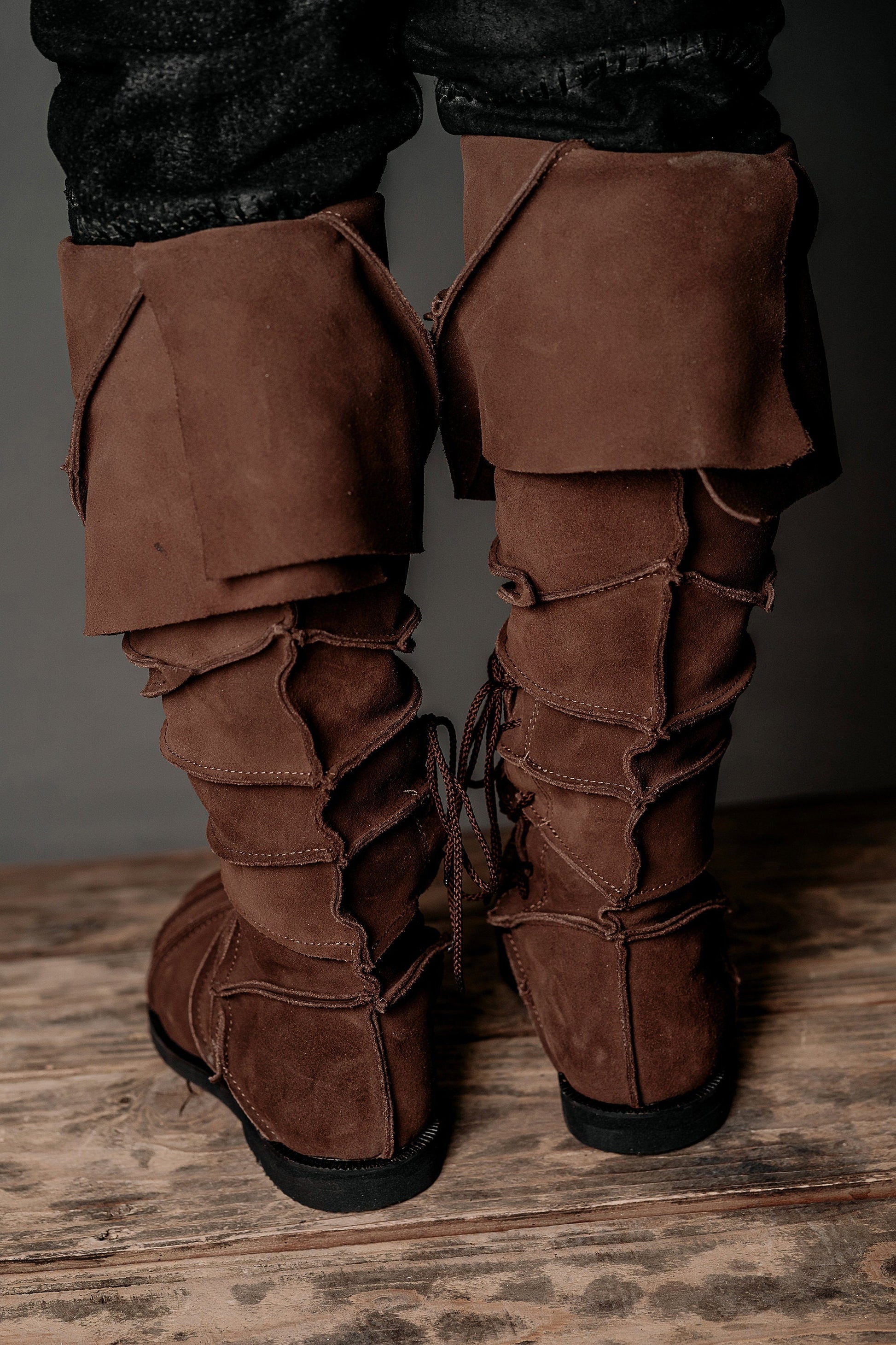 Medieval leather knee-high boots - SokolArmory