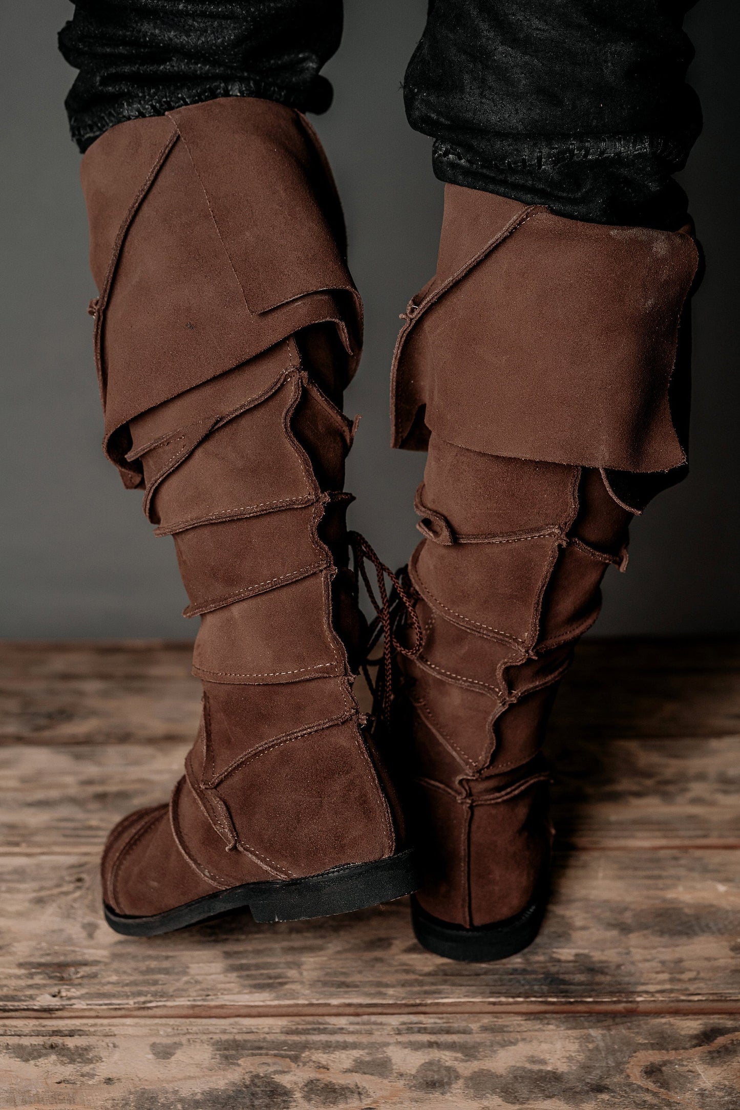 Medieval leather knee-high boots - SokolArmory