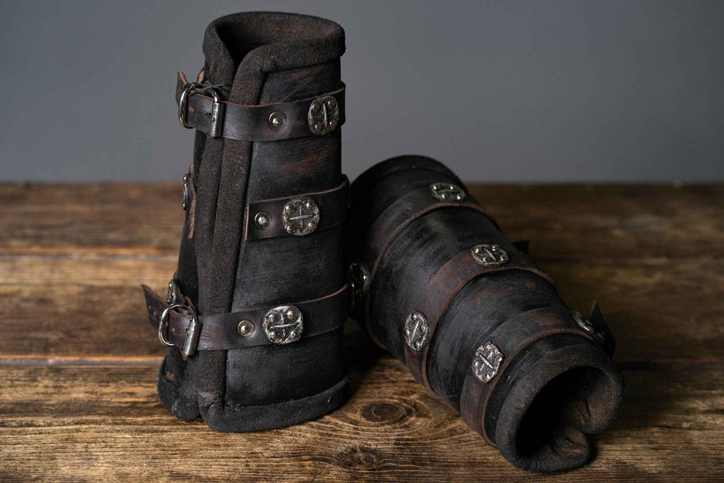 Uhtred larp leather bracers (Last Kingdom) - SokolArmory