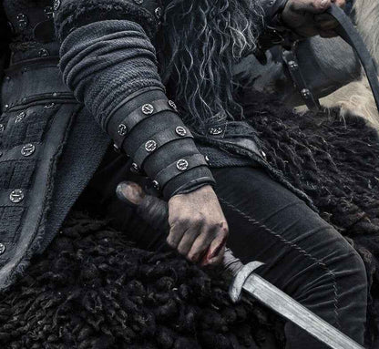 Uhtred larp leather bracers (Last Kingdom) - SokolArmory