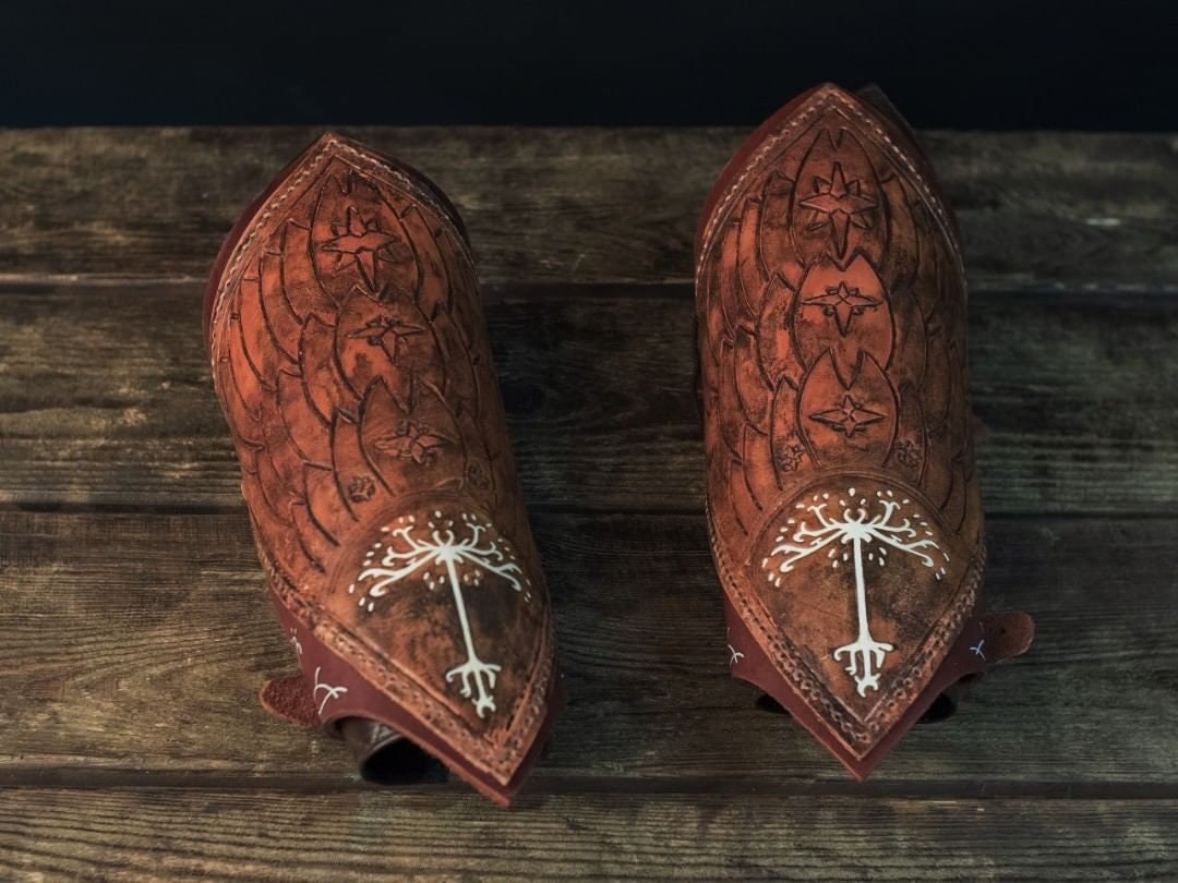 Boromir leather bracers (Lord of the Rings) - SokolArmory