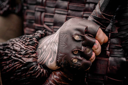 Floki leather glove (Vikings) - SokolArmory