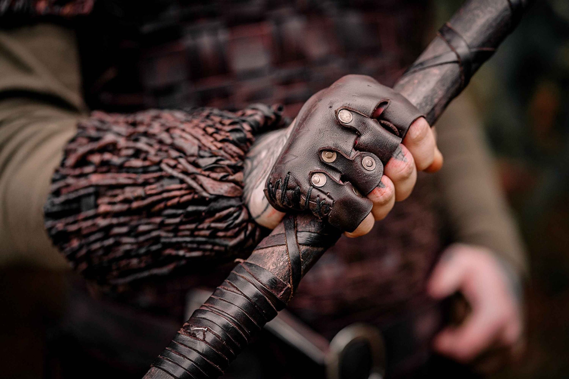 Floki leather glove (Vikings) - SokolArmory