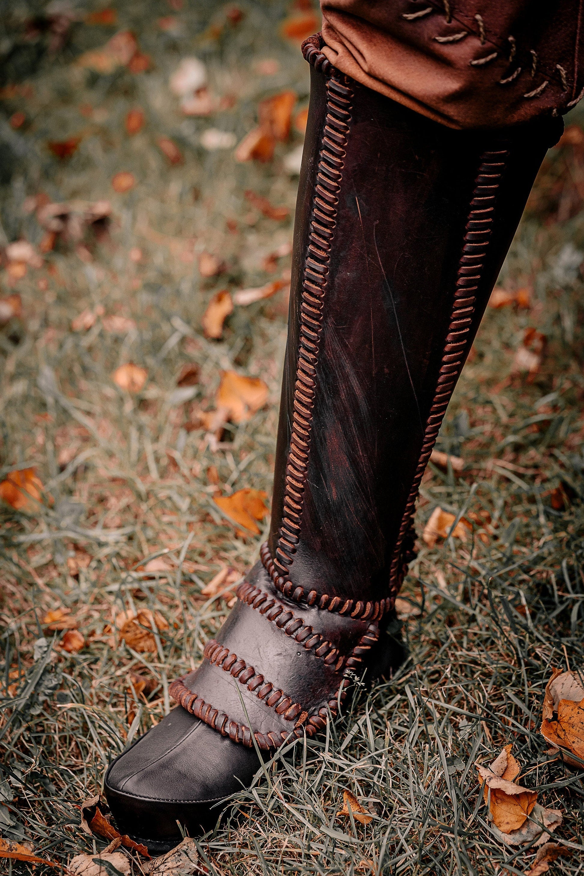 Viking leather shin guards - SokolArmory