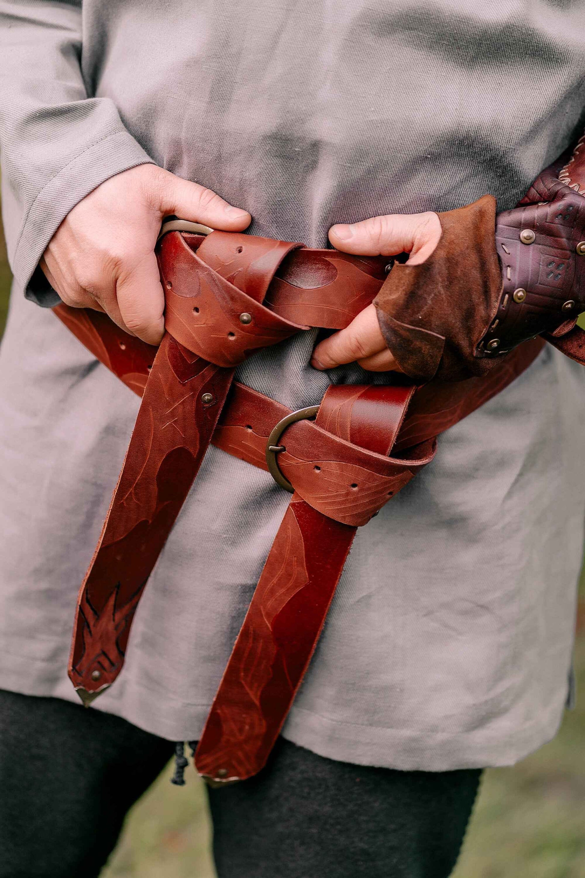 Robin Hood leather belt - SokolArmory