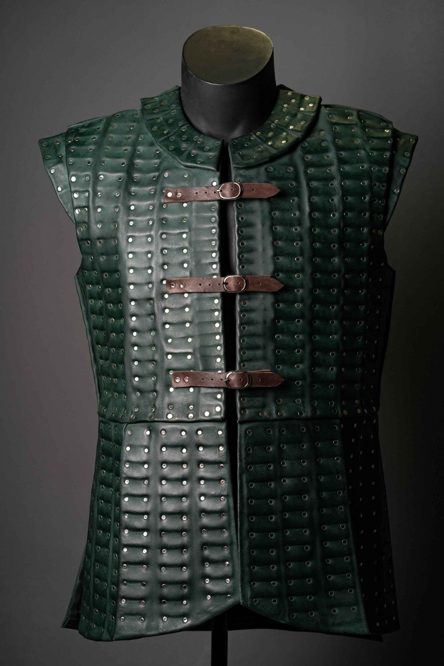 Prince Caspian green brigandine (Chronicles of Narnia) - SokolArmory