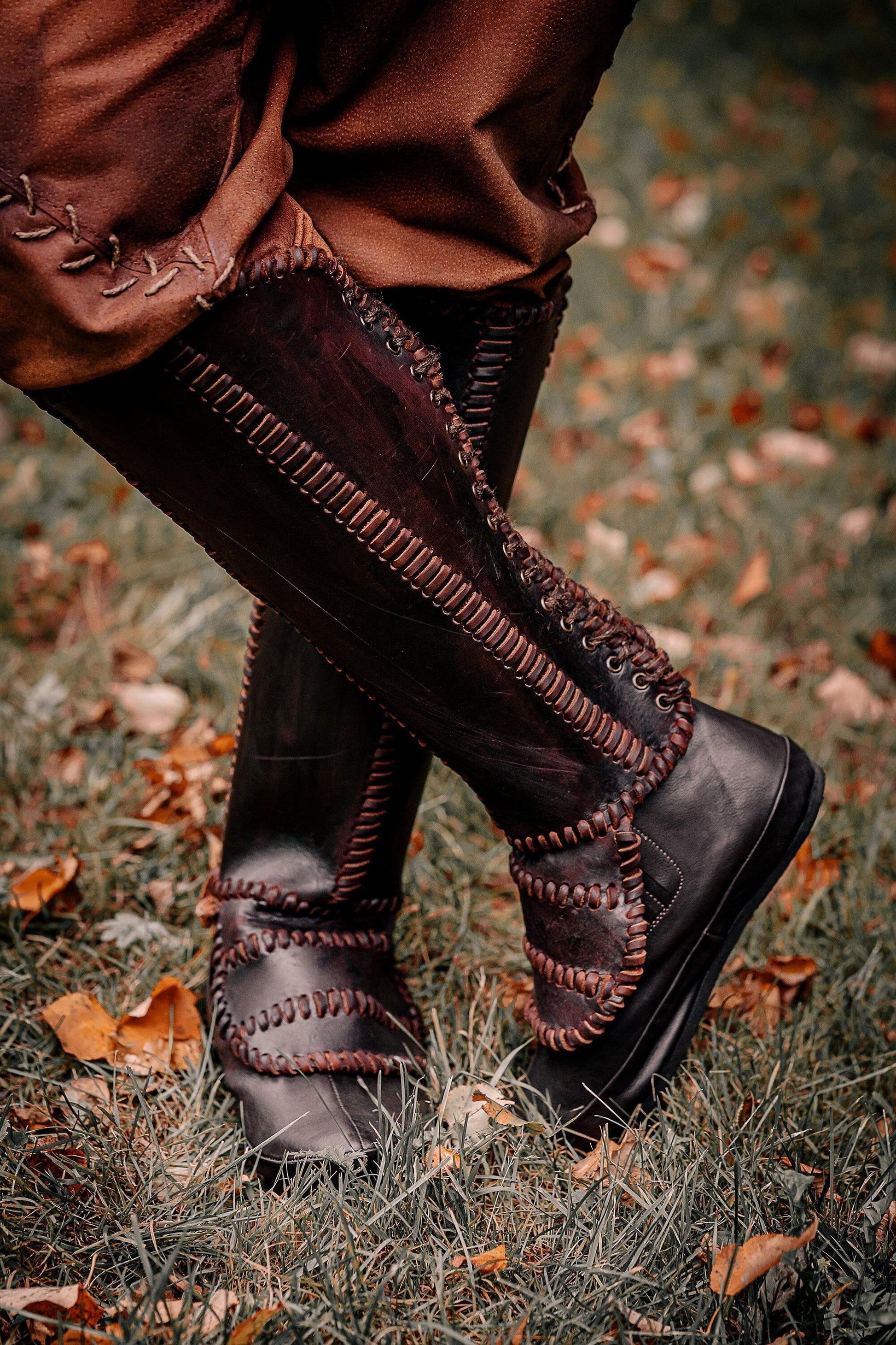 Viking leather shin guards - SokolArmory
