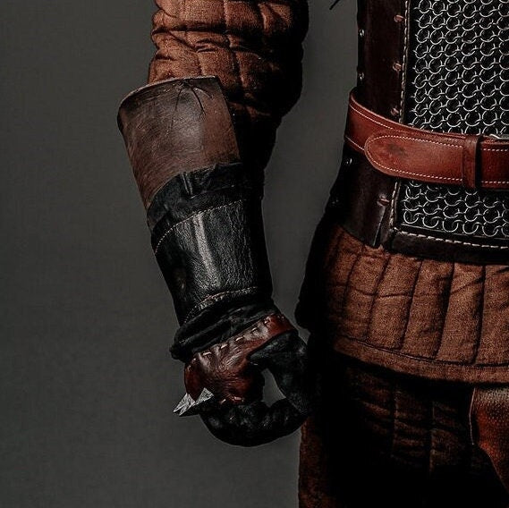 Witcher leather gloves - SokolArmory