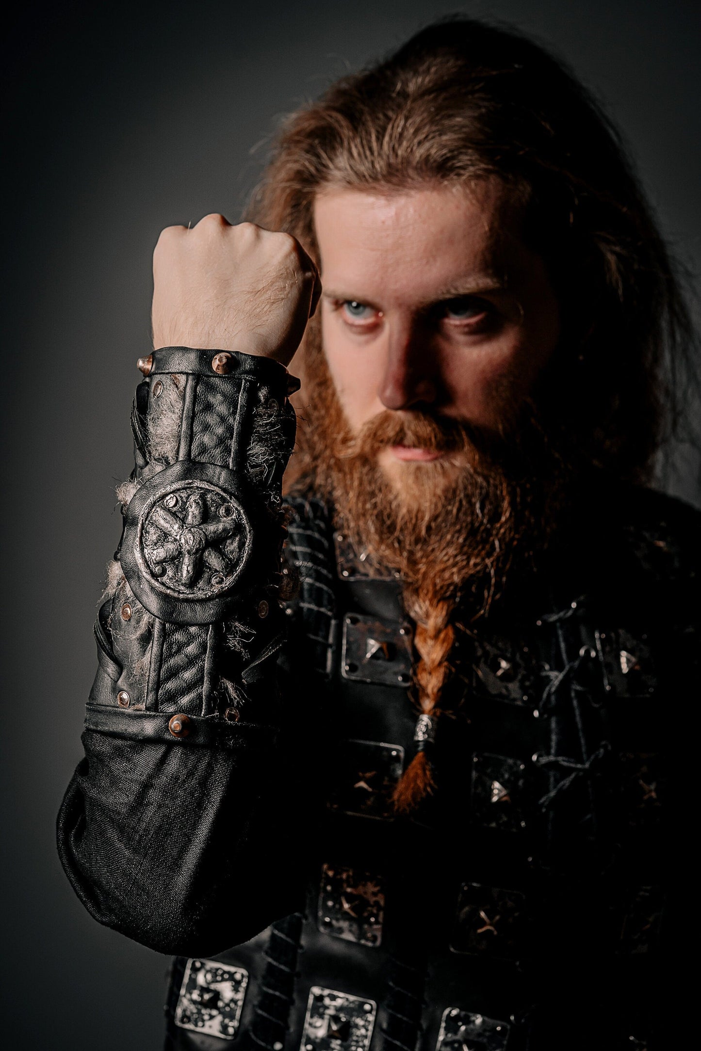 Medieval leather bracers for Larp - SokolArmory