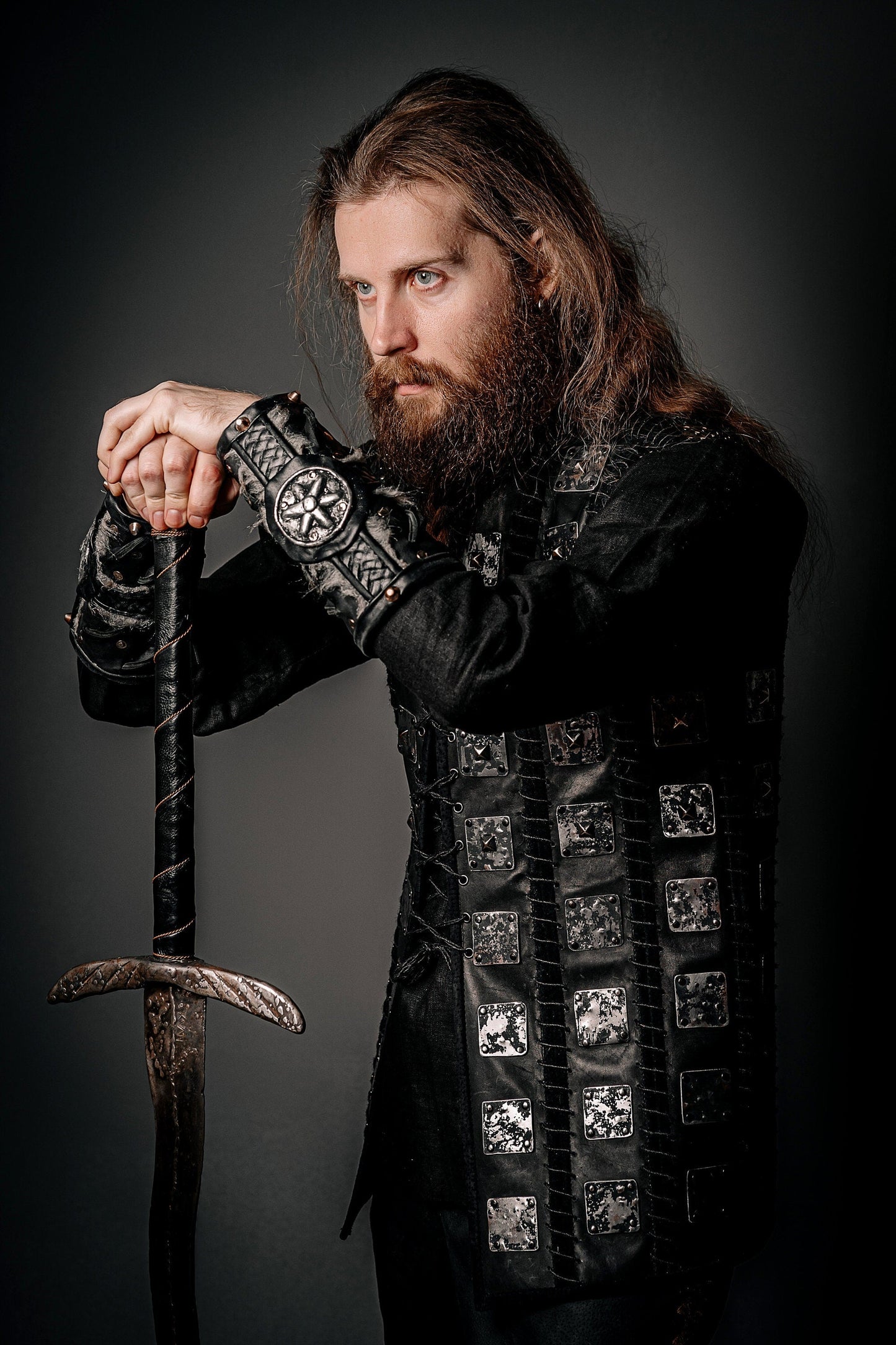 Medieval leather bracers for Larp - SokolArmory