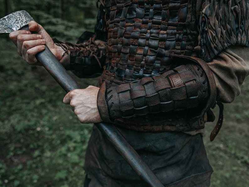 Medieval leather bracers for Larp - SokolArmory