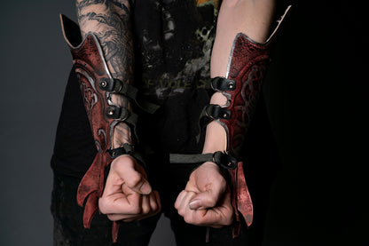 Kratos bracers with claws (God of War) - SokolArmory