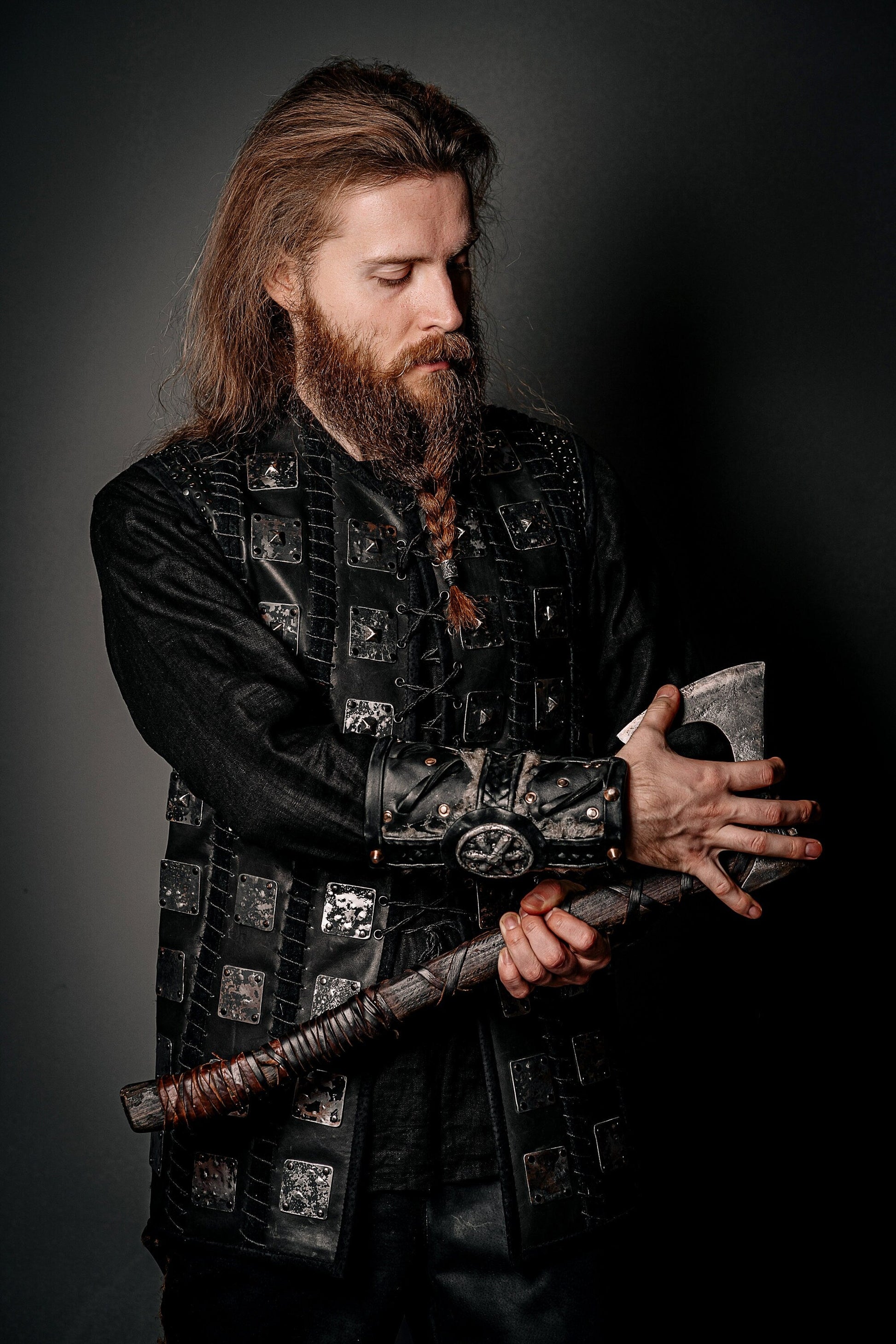 Medieval leather bracers for Larp - SokolArmory