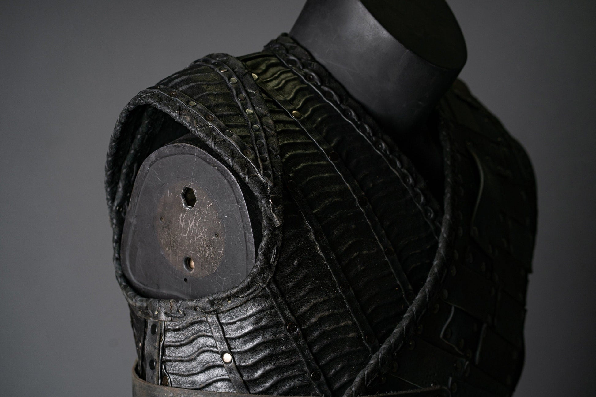 Ivar The Boneless vest and belts (Vikings s5) - SokolArmory