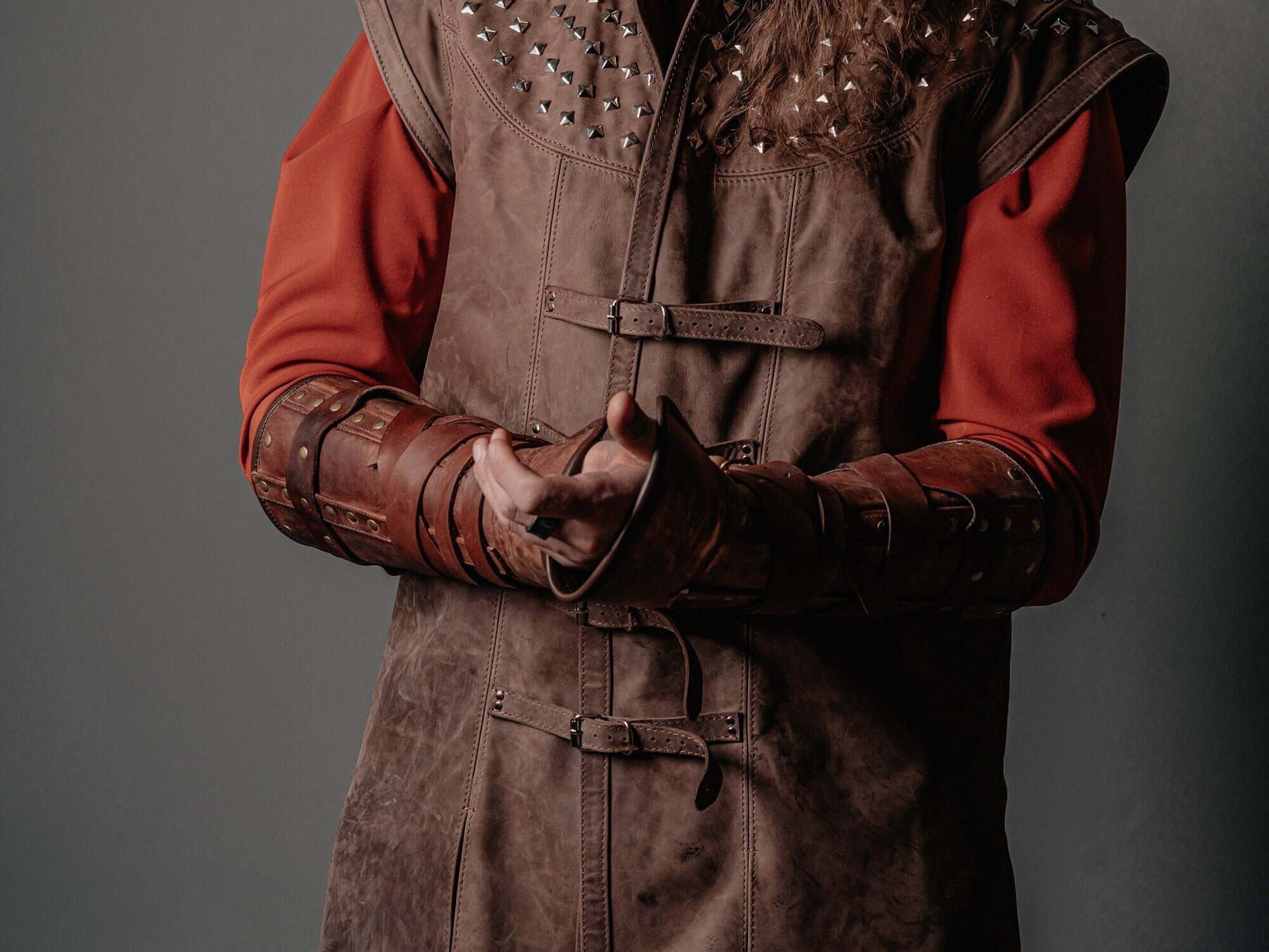 Medieval leather bracers for Larp - SokolArmory