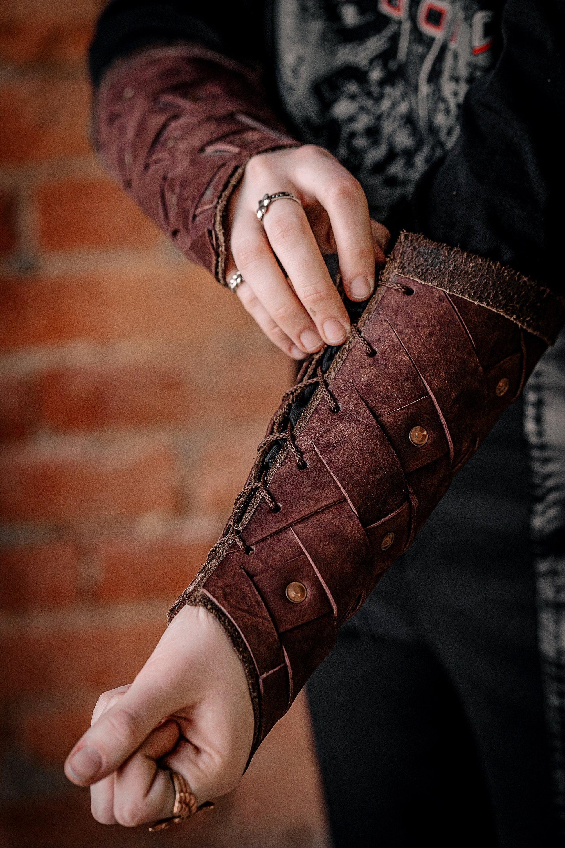 Medieval leather bracers for Larp - SokolArmory