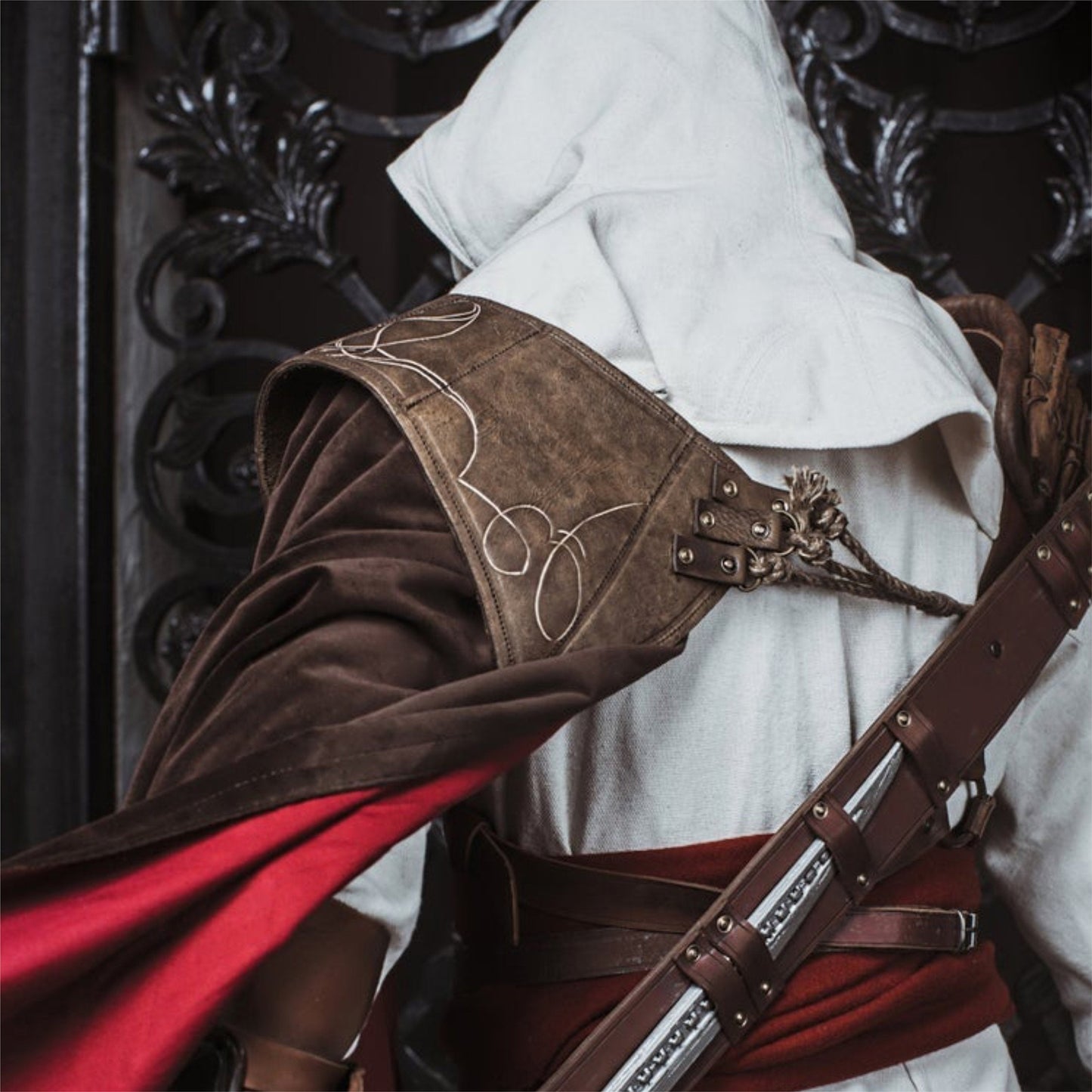 Stealthy Assassin Costume: Perfect for Cosplay, LARP, and Gaming Adventures - SokolArmory